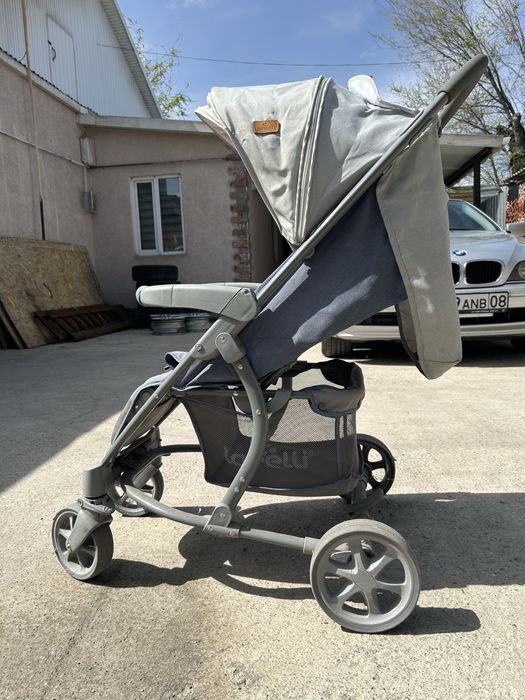 Продам коляску прогулочную