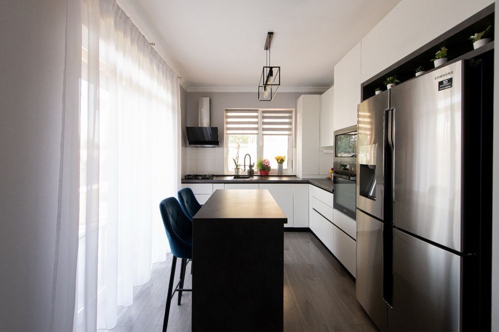 Duplex de vanzare 4 camere in Bucovat