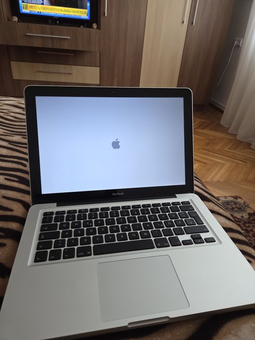 Laptop MacBook  model vechi