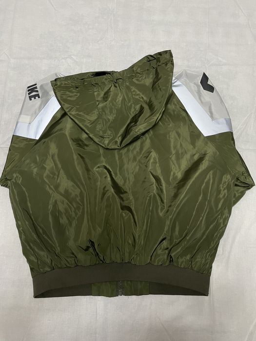 Срочно продаю женскую одежду