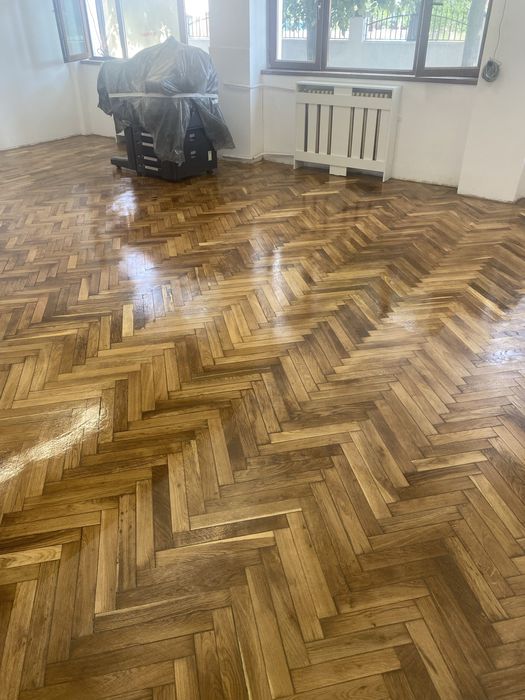 Parchet reconditionez.scara raschetez