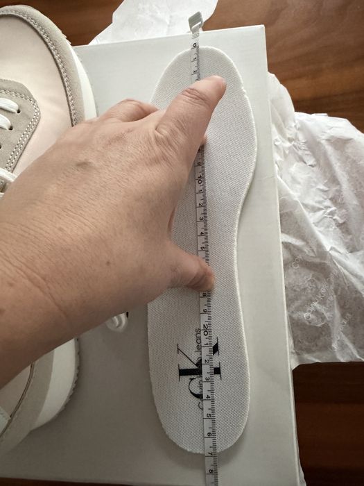 Нови сникърси Calvin Klein - 41 номер, Camper & Replay -40