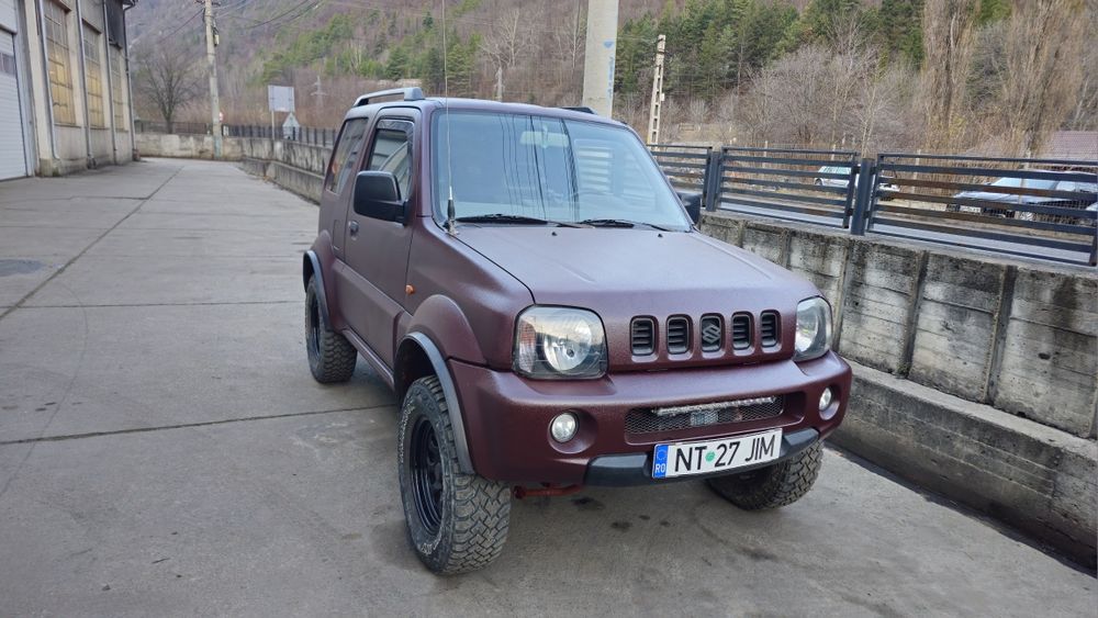 Suzuki Jimny 4x4 - Pregătit pentru Orice Provocare! -
