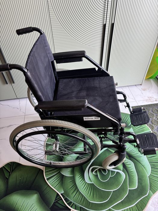 Инвалидная коляска