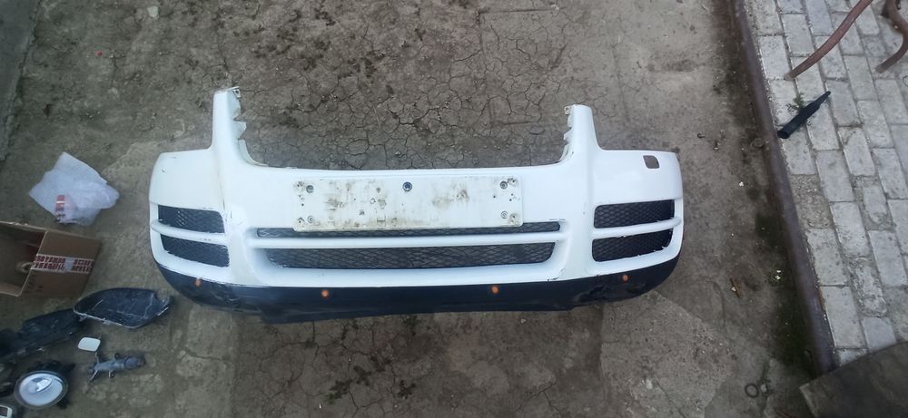Бампер передний VW Tuareg 2004 до рест