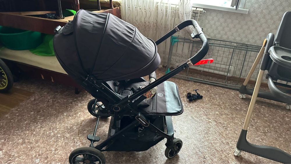 Продам детскую коляску