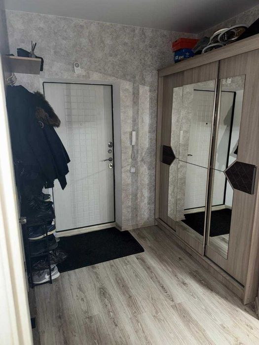 Продам 1 ком на Береке