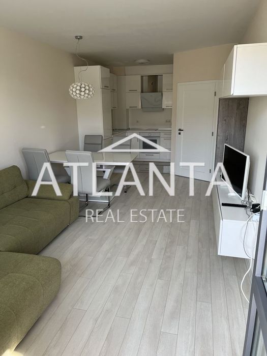 Продава се Двустаен апартамент в Варна, Бриз - 66 кв.м за 3000 €/кв.м - Снимка #1