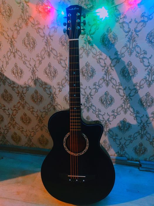 Срочно Продам Гитару!