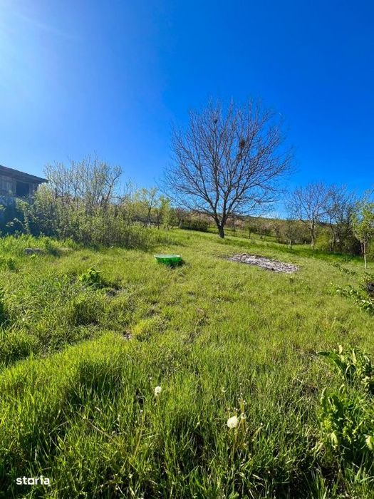 Casa in Ocna-Dej  |  Teren 1281 mp |  Toate utilitatile | Drum asfalta