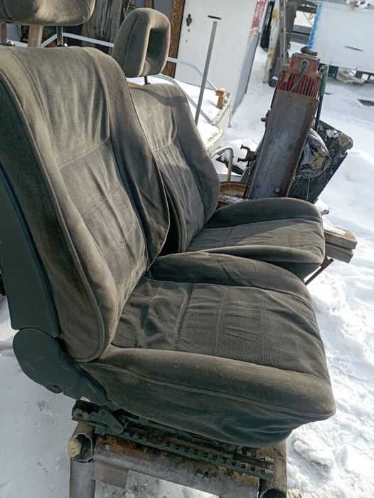 Продам сиденья  с  Опель