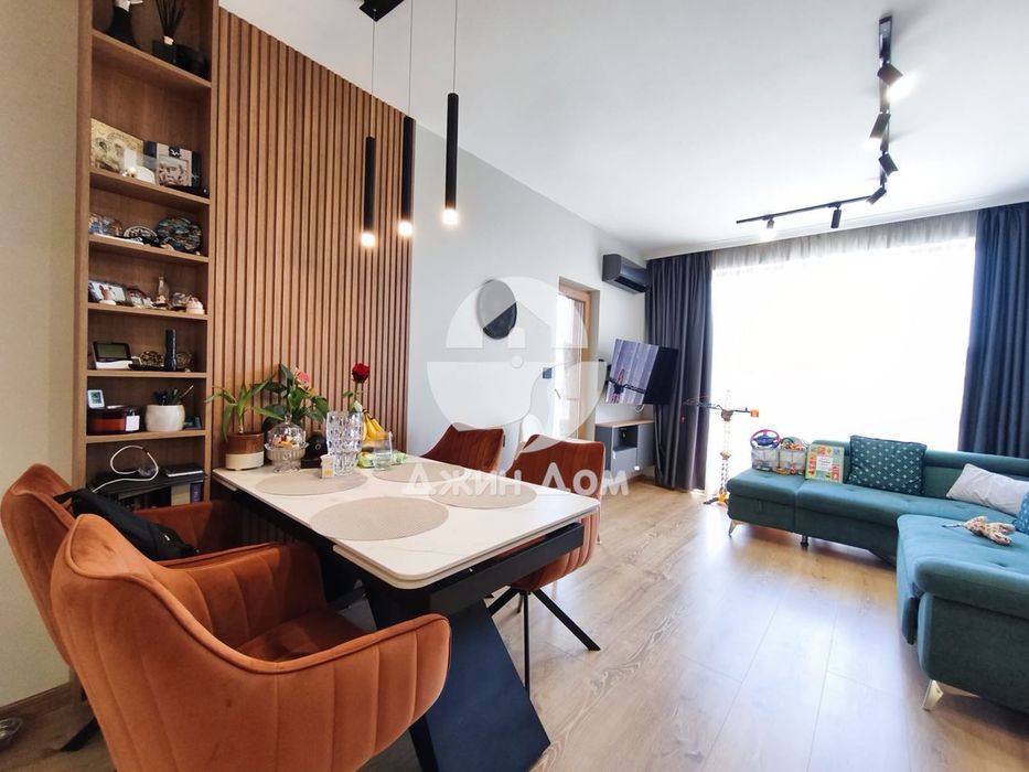 Продава се Тристаен апартамент в Свети Влас - 140 кв.м за 2108 €/кв.м - Снимка #1