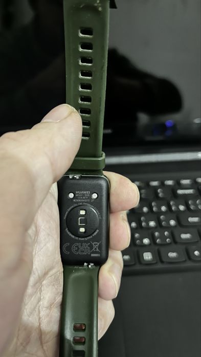 Часы huawei зеленый