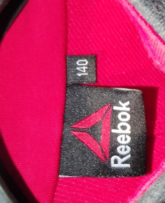 Екип Суичър и клин  Reebok в червено и тъмносиво за момче 140 см.