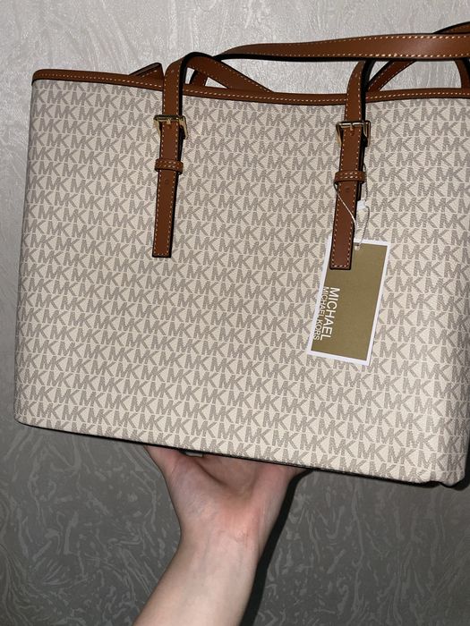 Сумка от майкл корс