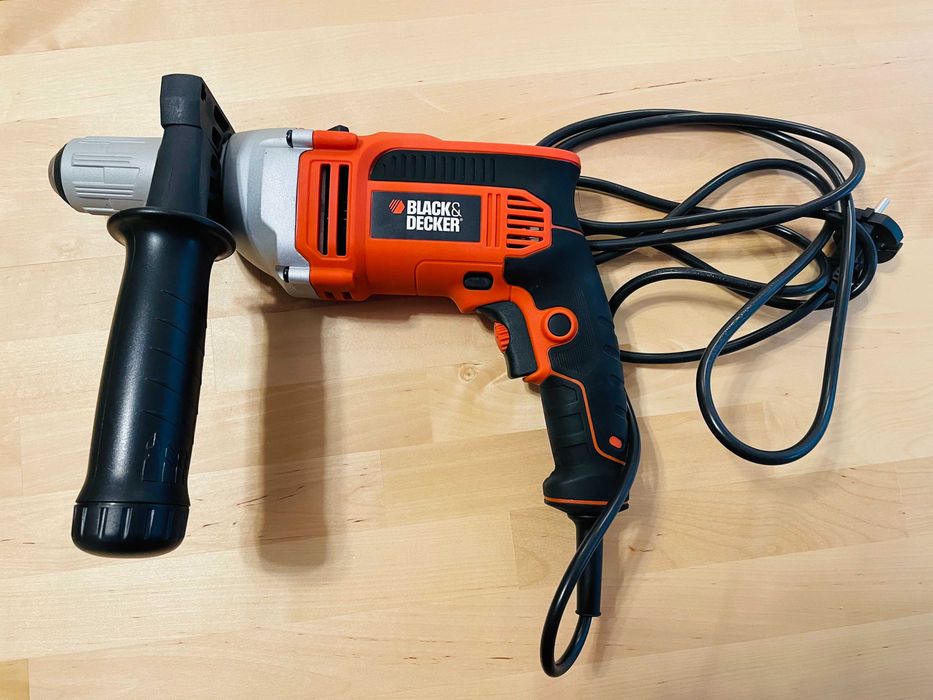 Masina de gaurit Black & Decker KR705, noua, nefolosita.
