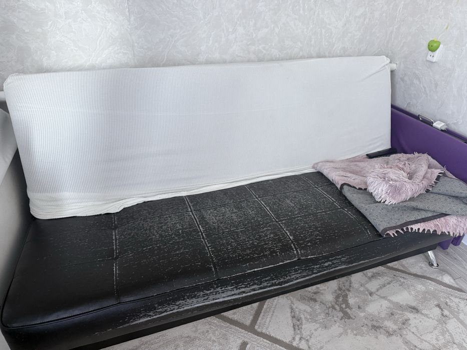 Продам диван книжка