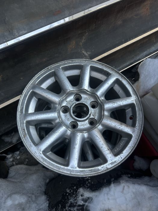 Продам оригинальные диски на ауди 100