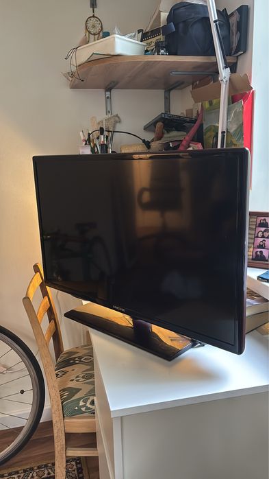 Телевизор Samsung UE32EH4030W