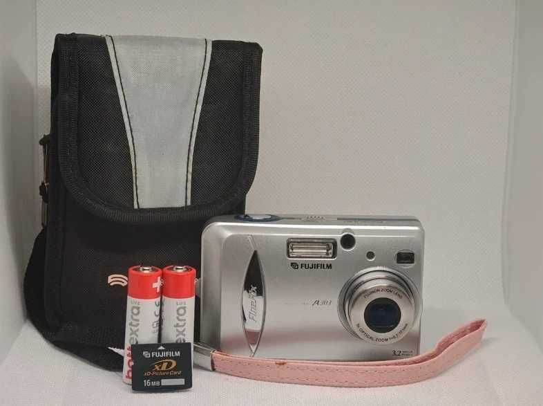 Fujifilm FinePix A303 | Y2K Digicam Full Set (Ready to Shoot)
