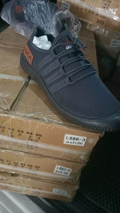 Кросовки  оптом и в розницу