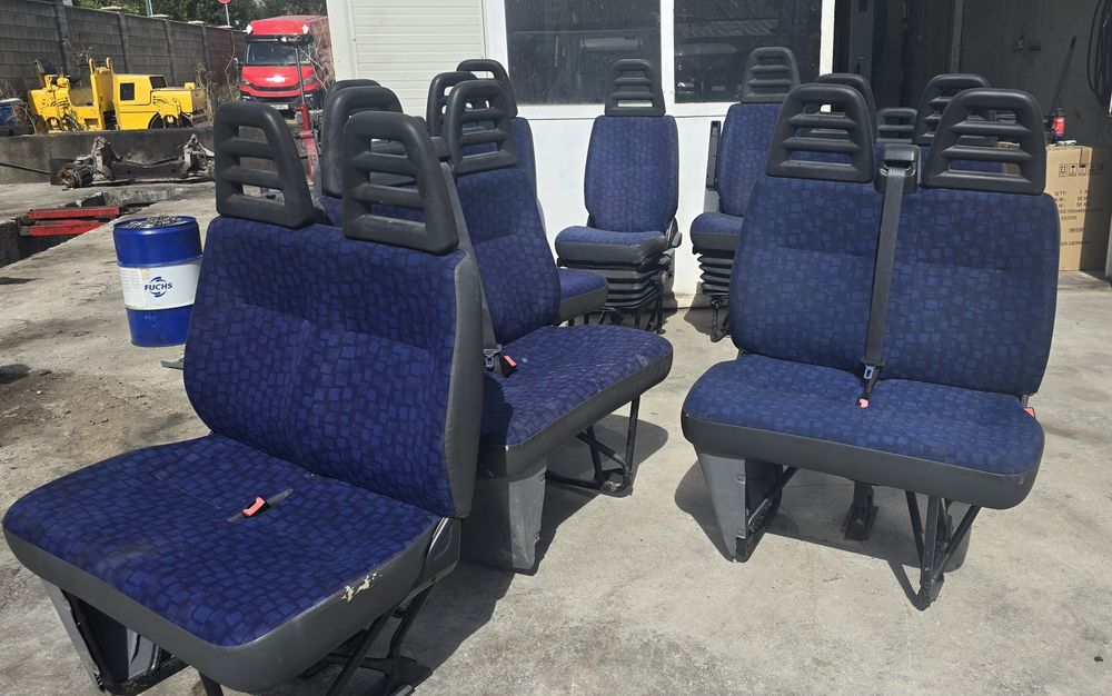 Седалки единични ,двойни, килограмни, кантарни