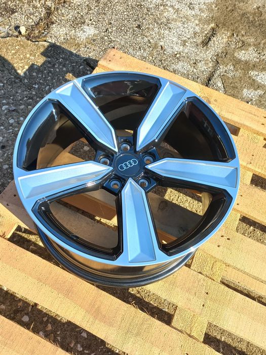 18. АУДИ 5Х112 БАБА ЯГА Deep Black Silver A3 A4 A5 A6 A7 A8 Q3 Q5 Ч.Но