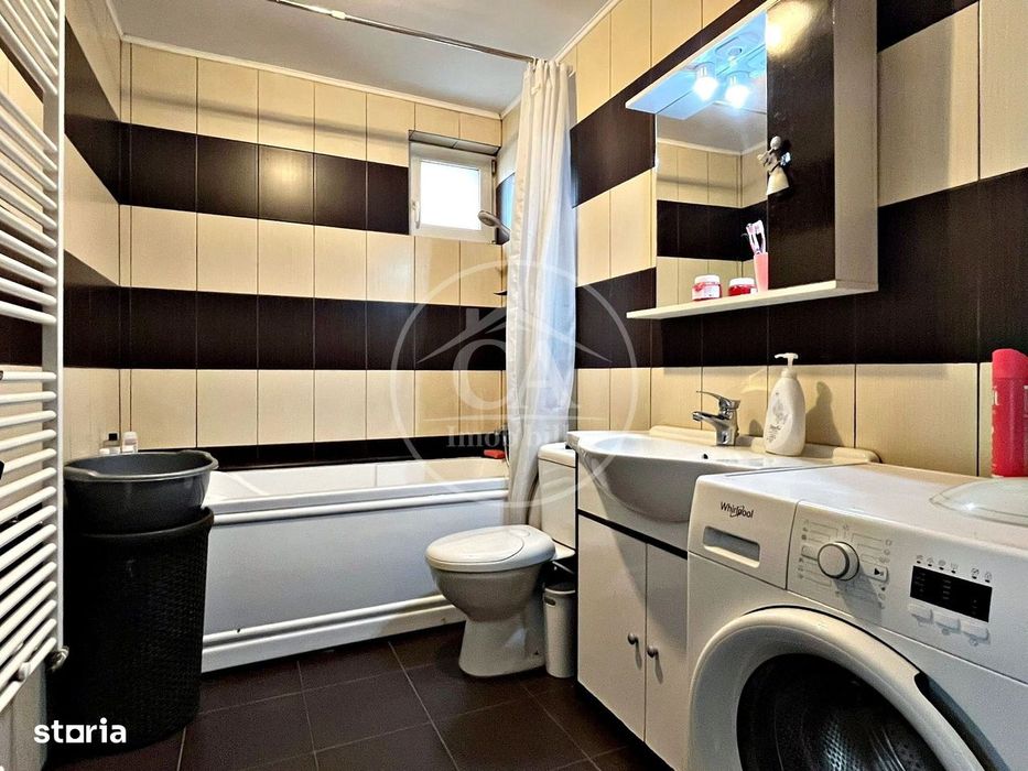 Casă de vânzare tip duplex cu 4 camere în Nojorid, Oradea.