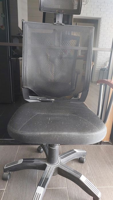 Продам компьютерное кресло