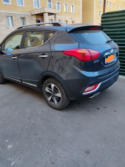 Продам автомобиль Jac S3