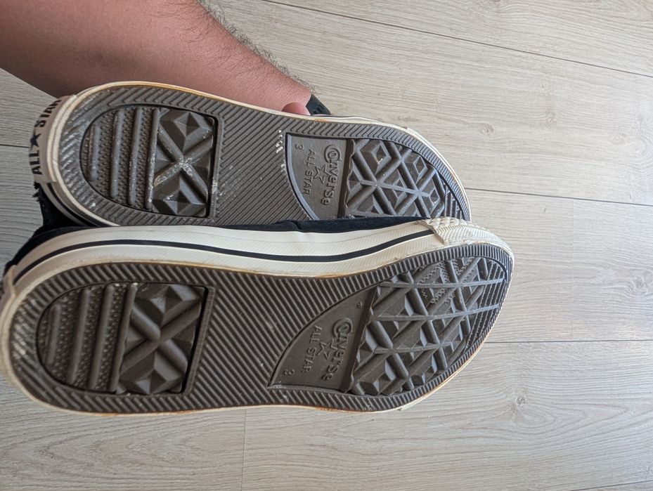 ЧИСТО НОВИ Зимни боти Converse, номер 35 - рядък модел