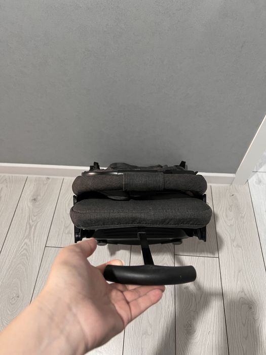 Продам летнюю коляску