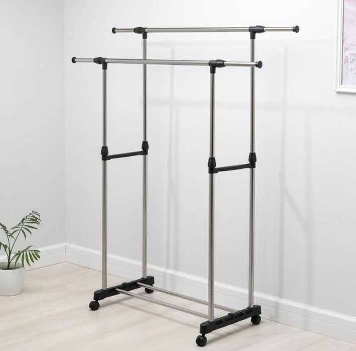 Стойка для одежды