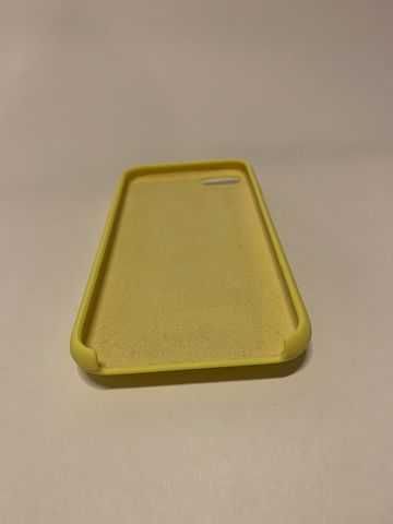 Оригинални калъфи на Apple за iPhone