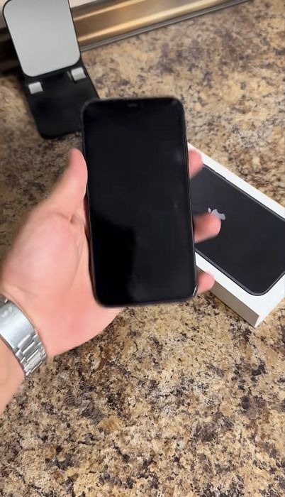 Iphone 11 64gb black