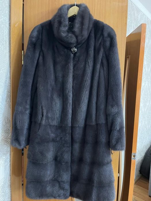 Продам норковую шубу