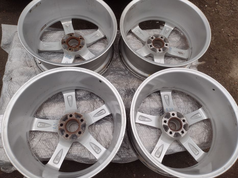 DEZENT 19-5x108 ET45 8j Ford Kuga