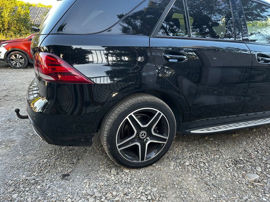 Aripă dreapta spate Mercedes GLE 2018