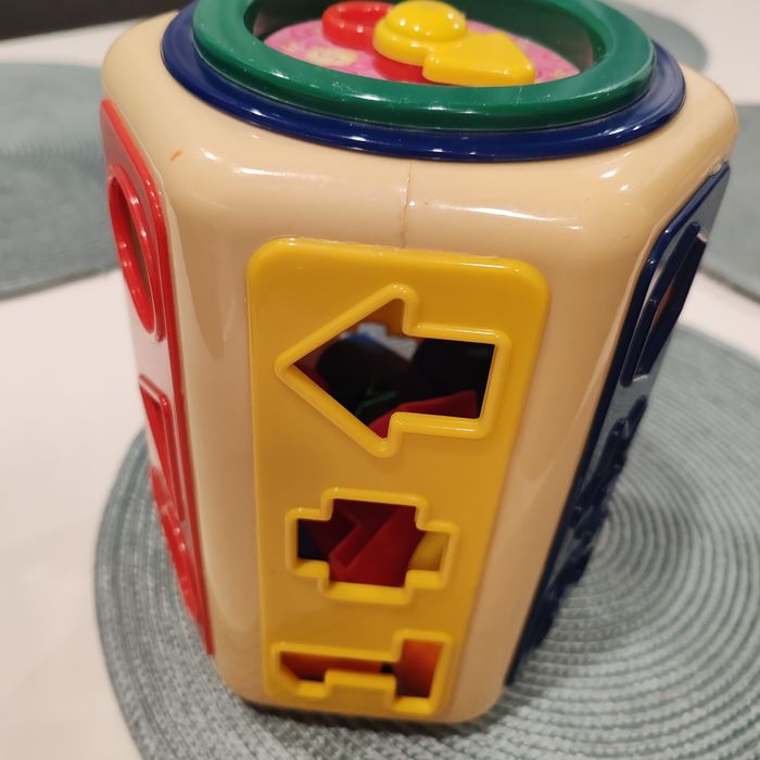 Много интерактивни играчки