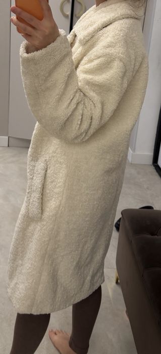 Продам шубу от Guess