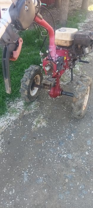 Motosapa ca noua 8/5 cai putere preț 750 lei lei