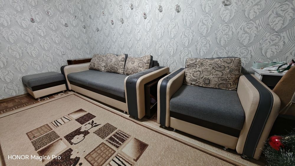 Диван+ кресло рскладное +пуфик