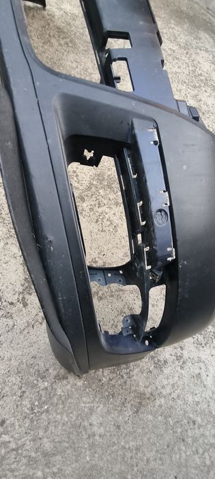 Предна броня Passat B6