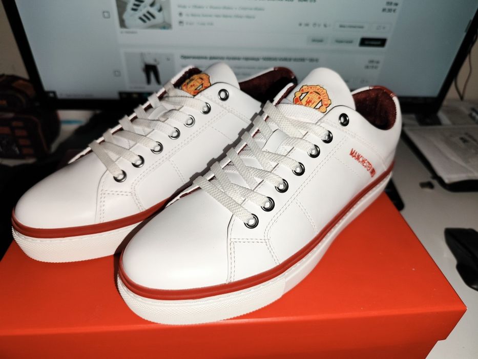 Мъжки  обувки Фен клуб на  MANCHESTER UNUTED  размер  EU42