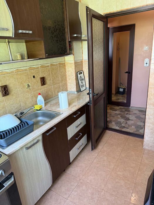 Inchiriez apartament 2 camere