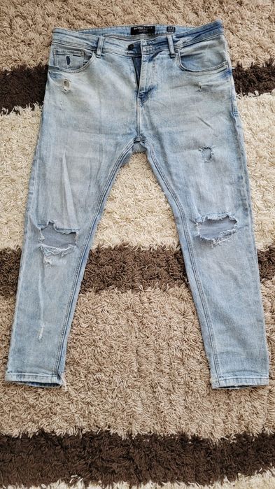 Blugi barbati bershka