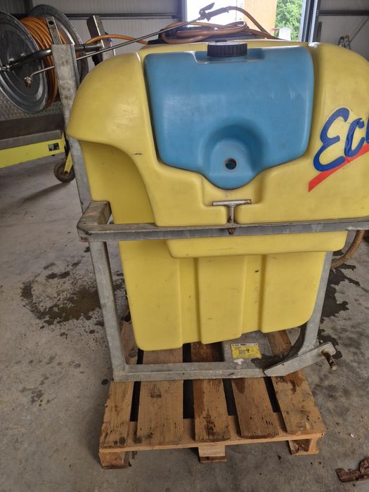 Pompa stropit ierbicidat 400l
