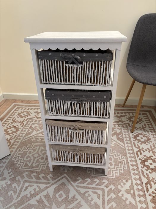 Тумба / стеллаж с корзинами