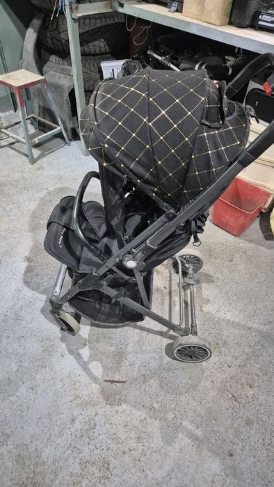 Прогулочная коляска 5 кг