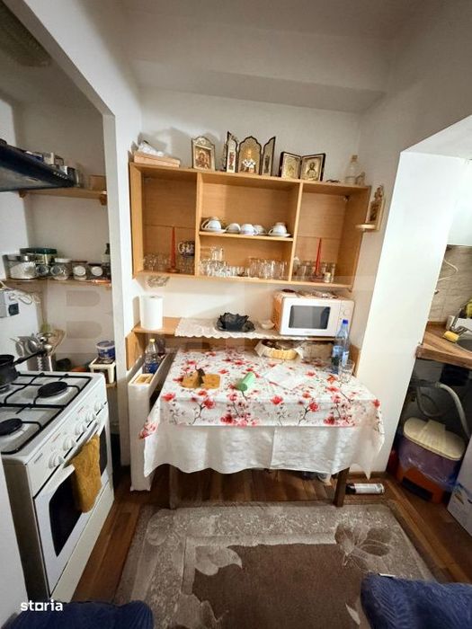 Casa de vanzare, Schei – ideala pentru investitie la 250m de Piata U